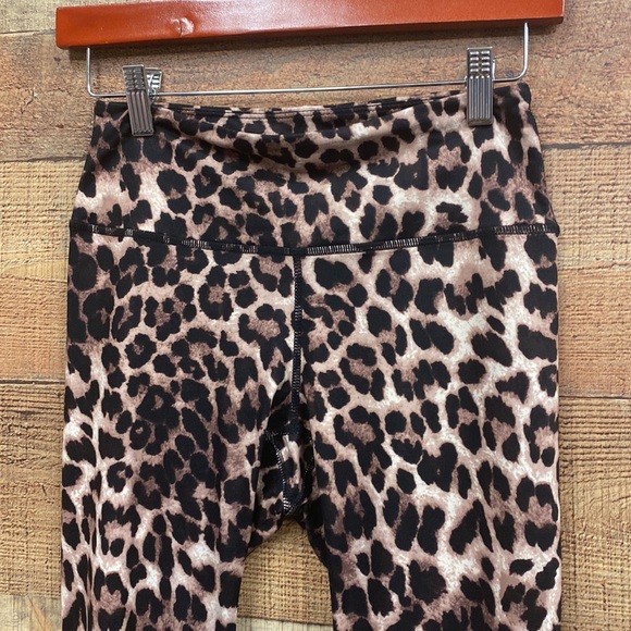 Rae Mode Cheetah Super Stretchy Leggings NEW - Picture 2 of 5